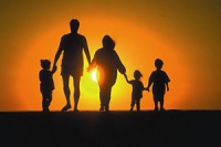 Съезд приемных родителей в Беларуси планируется провести в 2015 году