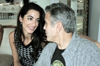 Джордж Клуни с женой хотят усыновить ребенка из Сирии